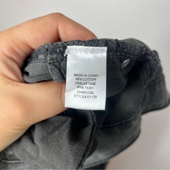 Elliot & Vine Gray Denim High Rise Ankle Cropped Jeans with Frayed Hem women  12 - Picture 12 of 13